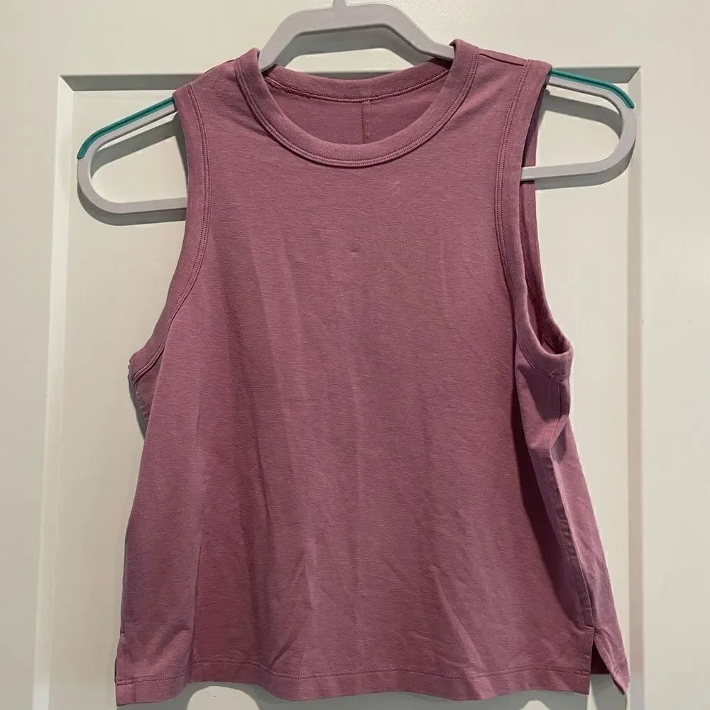 Lululemon Mauve Tank